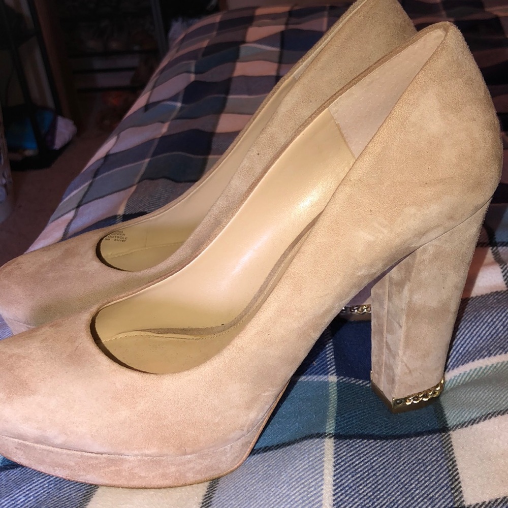 High heels - Picture 2 of 2